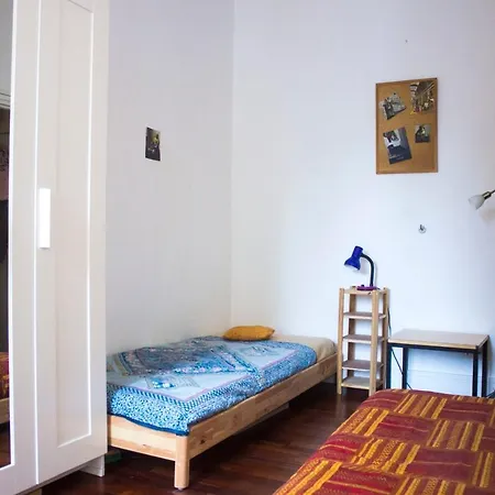 Bright Apt In Charonne