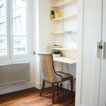 Apartment Bright Apt In Charonne